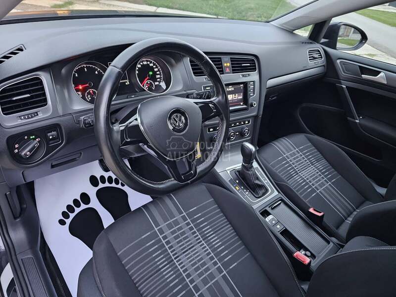 Volkswagen Golf 7 //LOUNGE