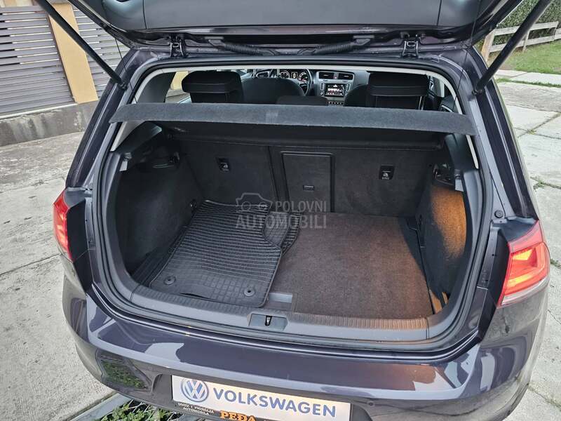 Volkswagen Golf 7 //LOUNGE
