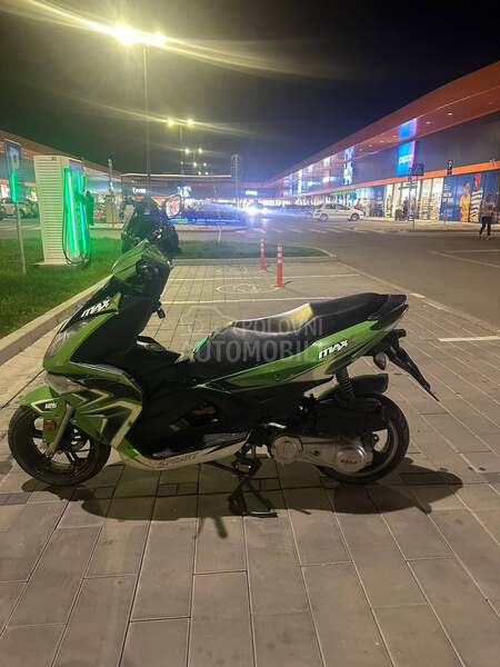 Sprint max x 125