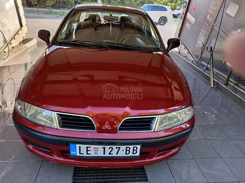 Mitsubishi Carisma 