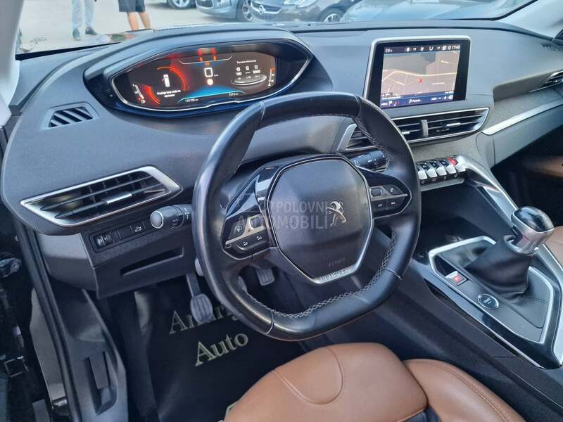 Peugeot 5008 ALLURE