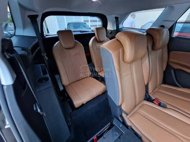 Peugeot 5008 ALLURE