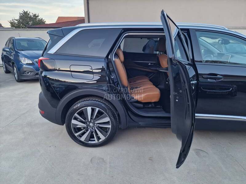 Peugeot 5008 ALLURE