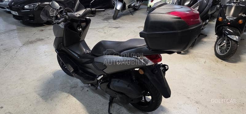 Yamaha Gpd 125 n max nmax