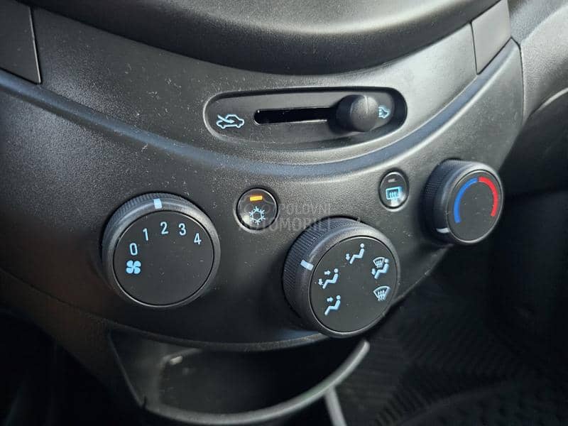 Chevrolet Spark 1.0 B/P L i N