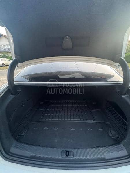 Audi A6 2.0.V.L.A.S.N.I.K.