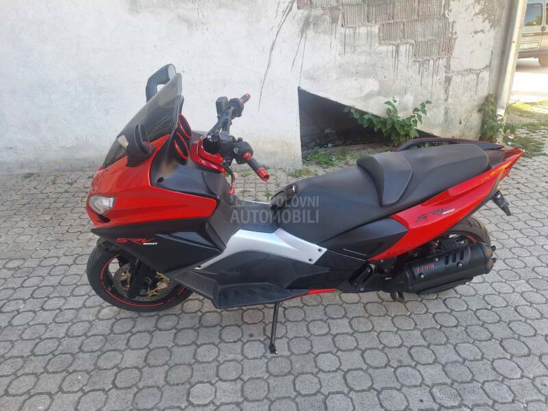 Aprilia Srv 850