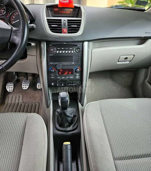 Peugeot 207 1.6