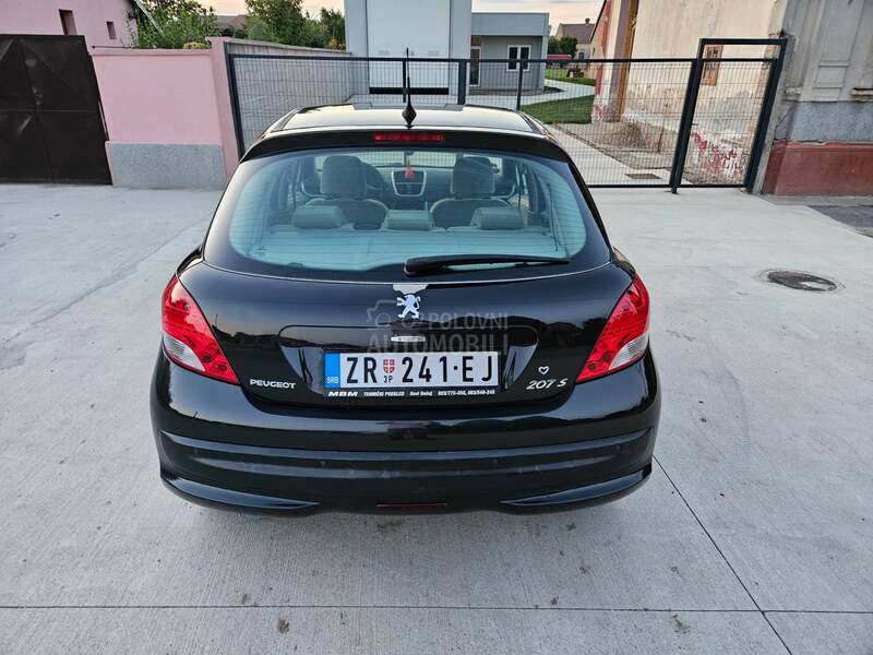 Peugeot 207 1.6