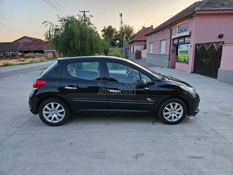 Peugeot 207 1.6