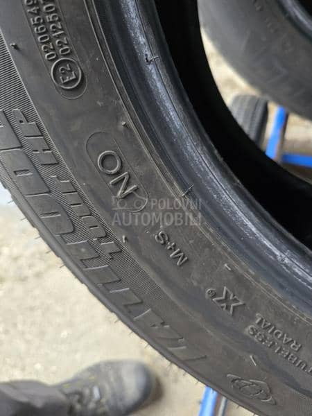 Michelin 235/60 R18 Zimska
