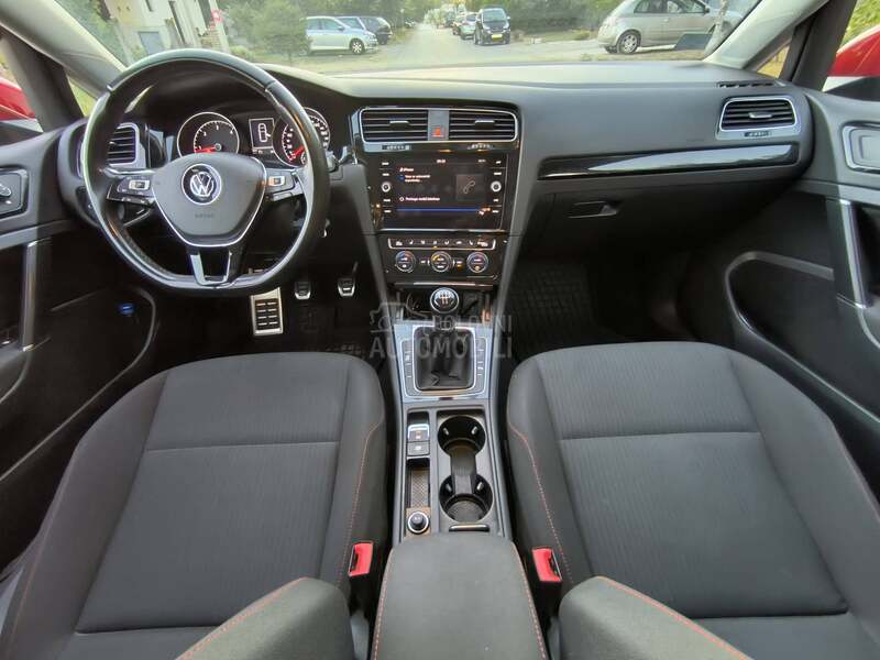Volkswagen Golf 7 7.5 SOUND 05/26 FUL