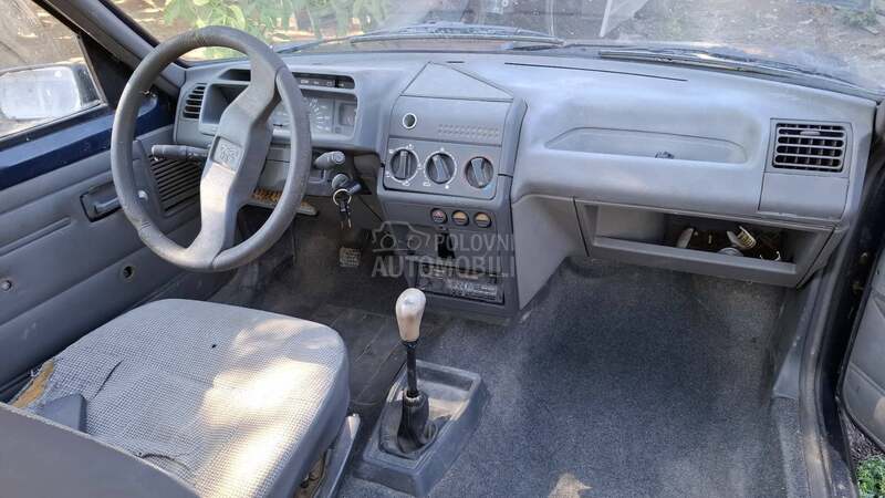 Peugeot 205 