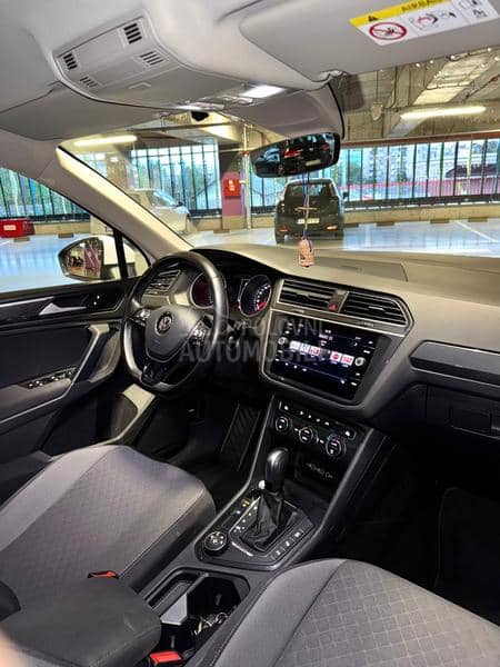 Volkswagen Tiguan R-line/DSG/4X4