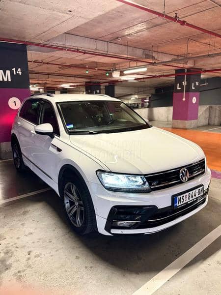 Volkswagen Tiguan R-line/DSG/4X4