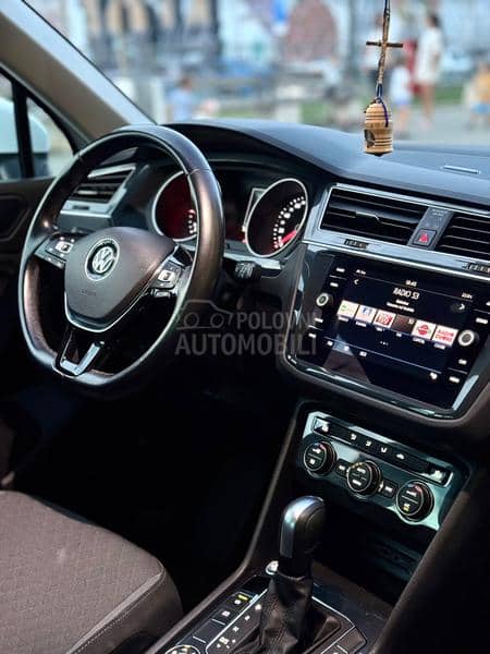 Volkswagen Tiguan R-line/DSG/4X4