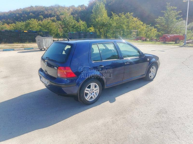 Volkswagen Golf 4 