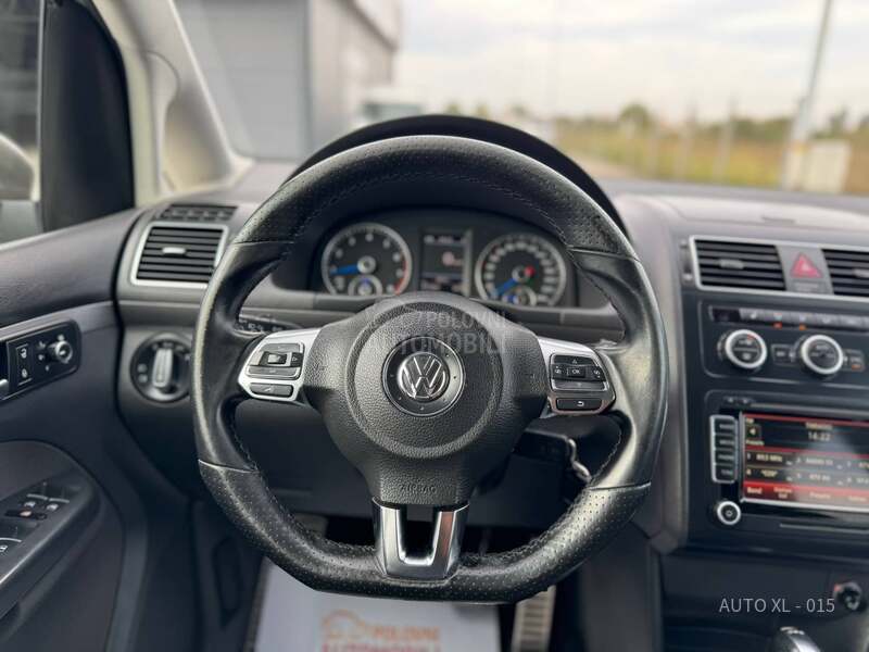 Volkswagen Touran 1.4 B / 7 SED / DSG