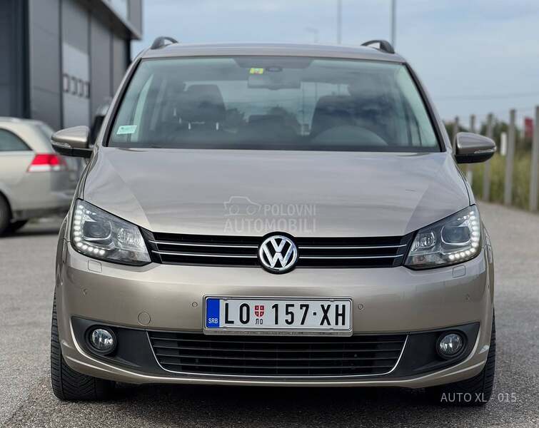 Volkswagen Touran 1.4 B / 7 SED / DSG