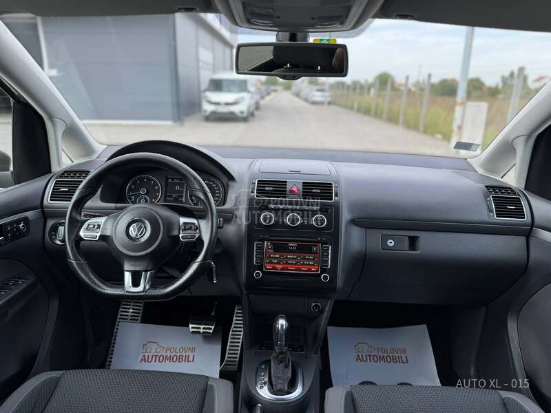 Volkswagen Touran 1.4 B / 7 SED / DSG