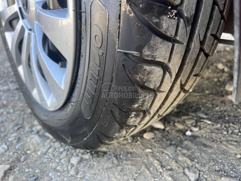 Škoda Fabia 124 000 k m