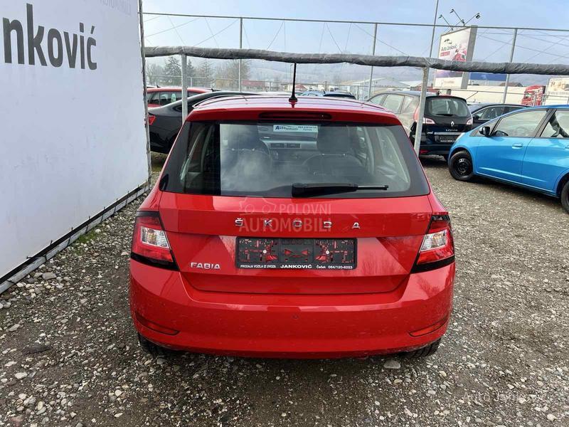 Škoda Fabia 51 000  K M