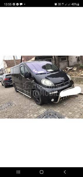 Opel Vivaro 2.5