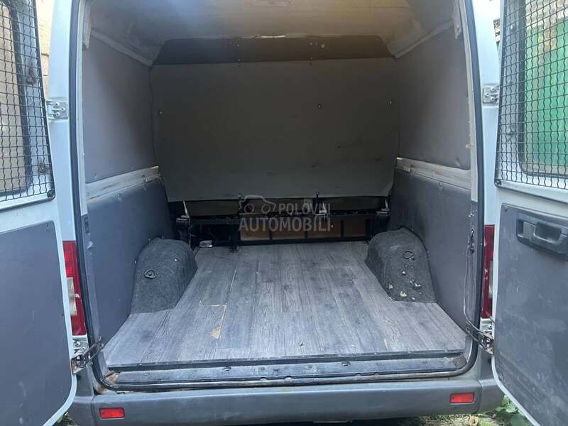 Mercedes Benz Sprinter 
