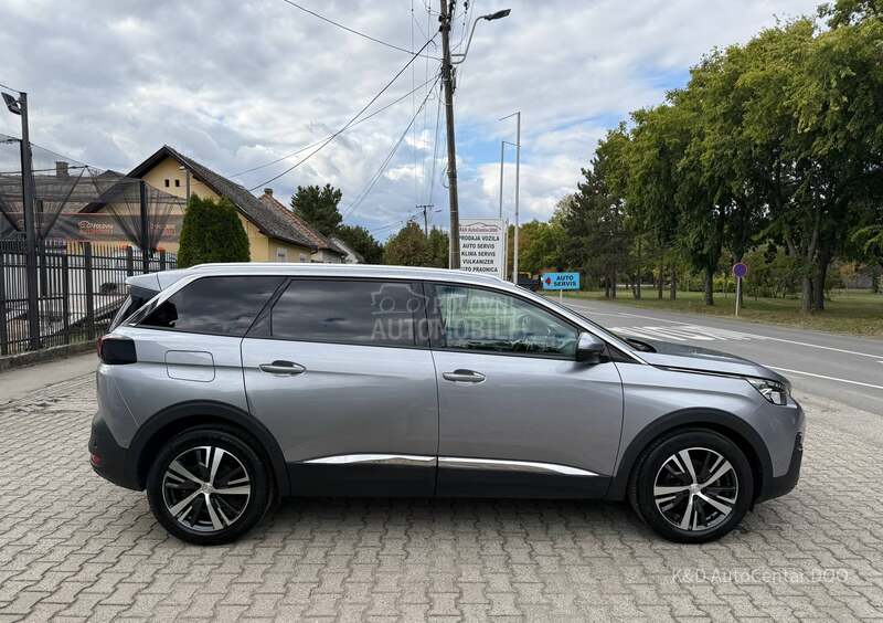 Peugeot 5008 1.5 HDI Allure