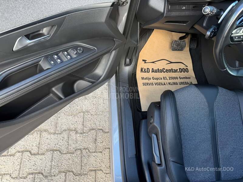 Peugeot 5008 1.5 HDI Allure