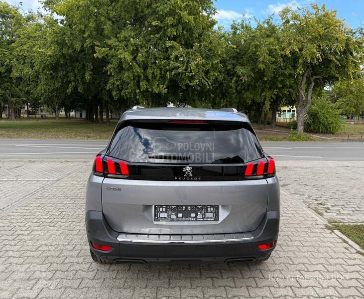 Peugeot 5008 1.5 HDI Allure