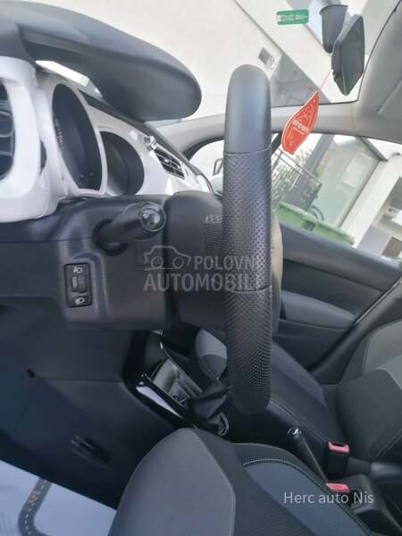 Citroen C3 1.0i SELECTION CH