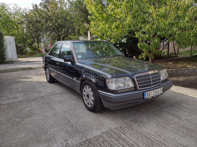Mercedes Benz E 300 OM606