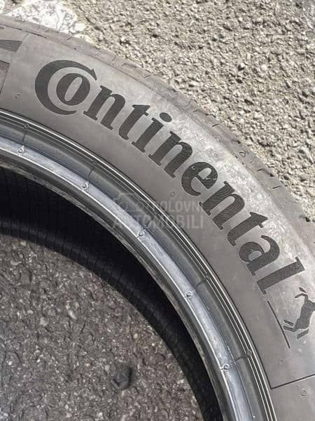 Continental 235/45 R18 Letnja