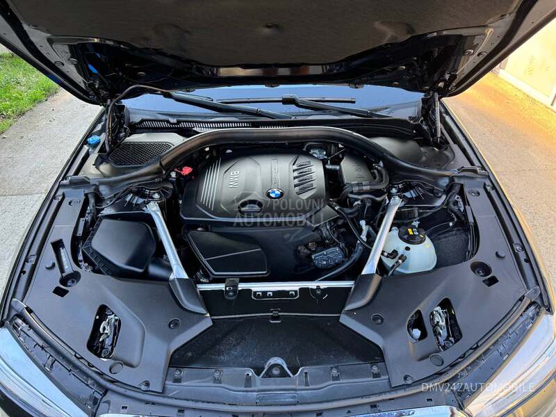 BMW 520 LED 4 X 4 Automstik