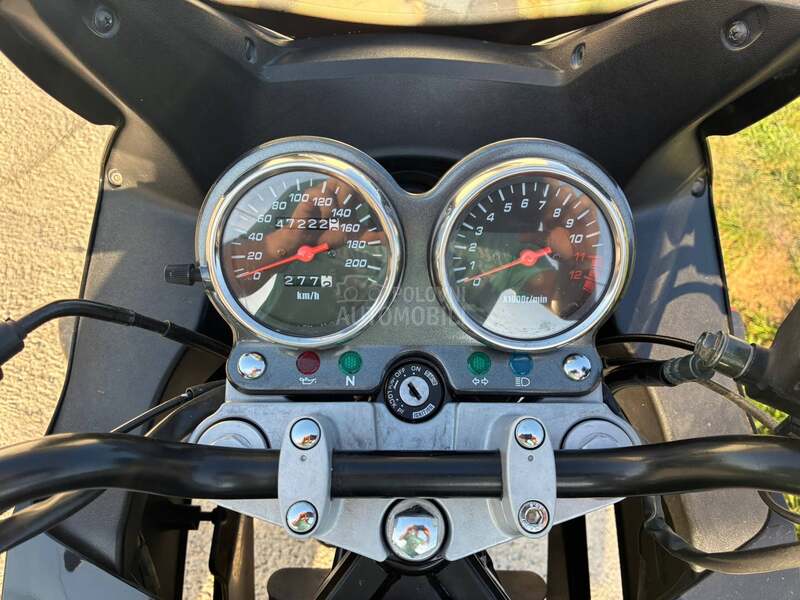 Suzuki GS500F