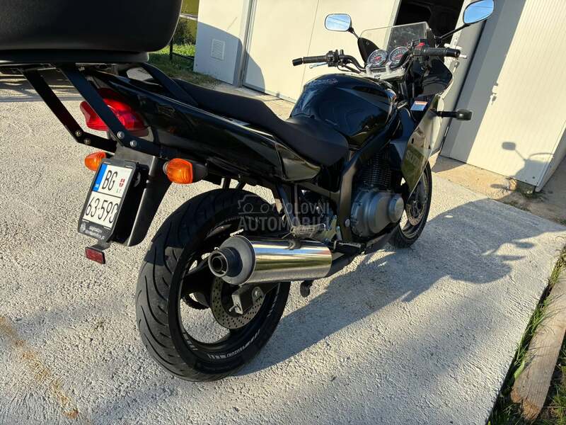 Suzuki GS500F