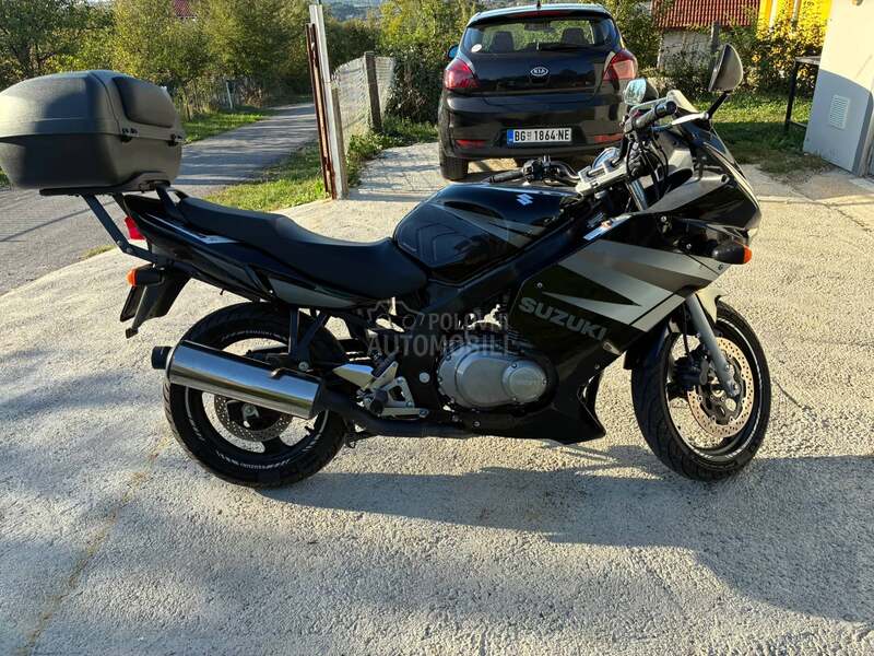 Suzuki GS500F