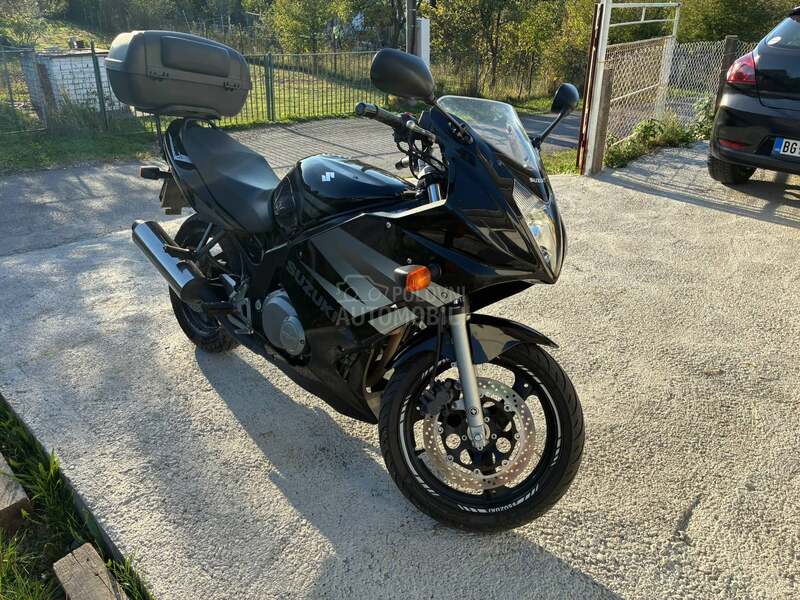 Suzuki GS500F
