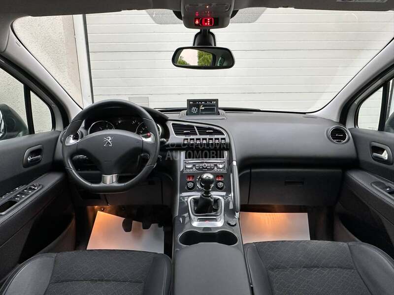 Peugeot 3008 1.6HDI/ALLURE/PERLA