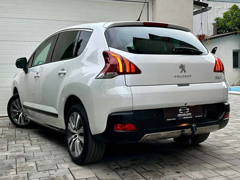 Peugeot 3008 1.6HDI/ALLURE/PERLA