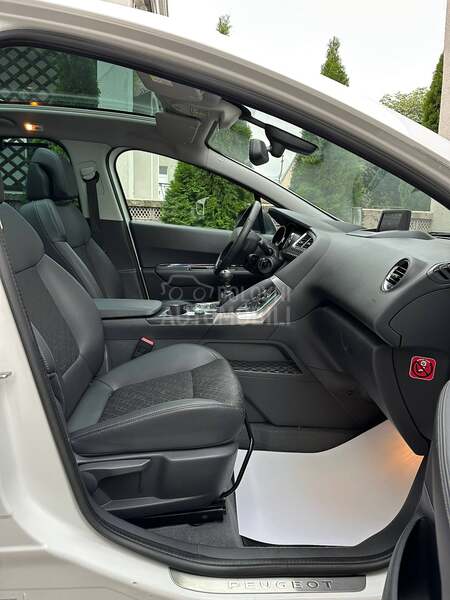 Peugeot 3008 1.6HDI/ALLURE/PERLA