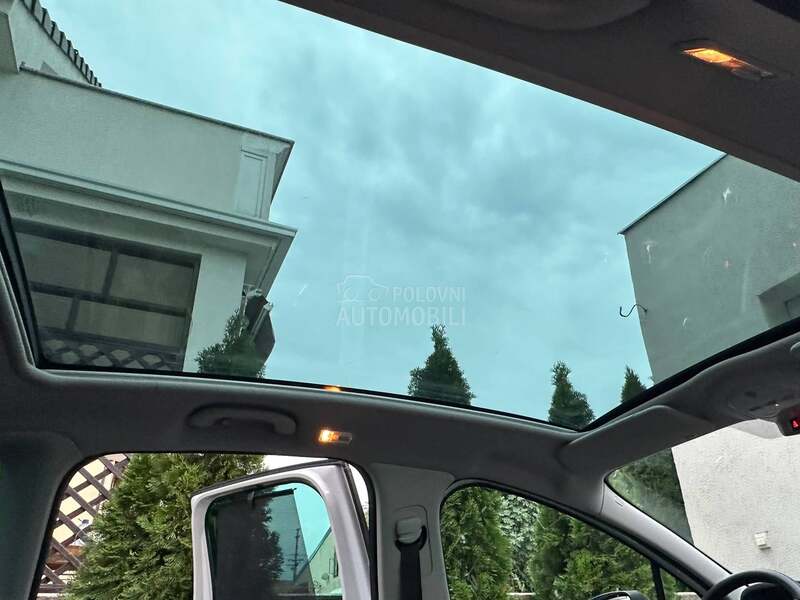 Peugeot 3008 1.6HDI/ALLURE/PERLA