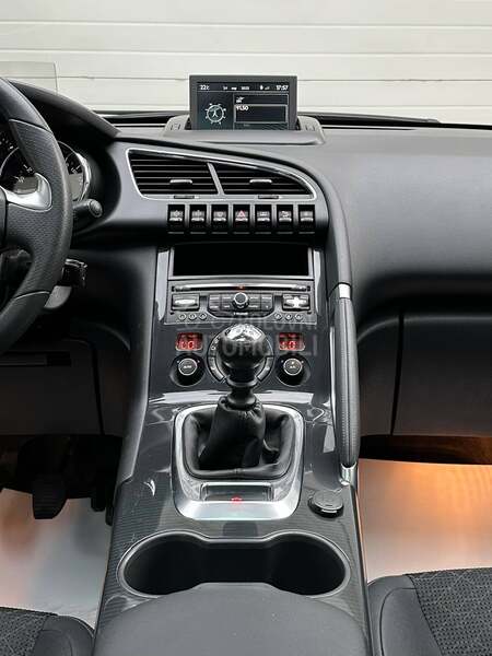 Peugeot 3008 1.6HDI/ALLURE/PERLA