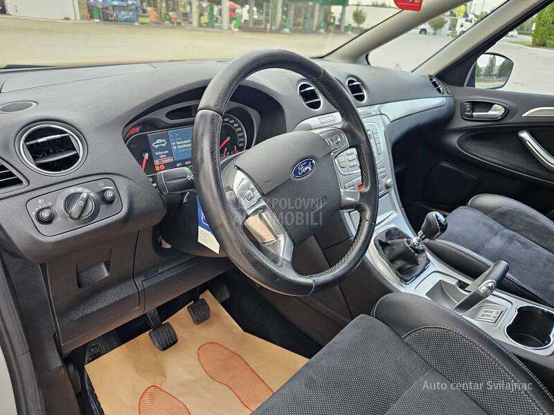 Ford S-Max 2.0TDCI TITANIUM