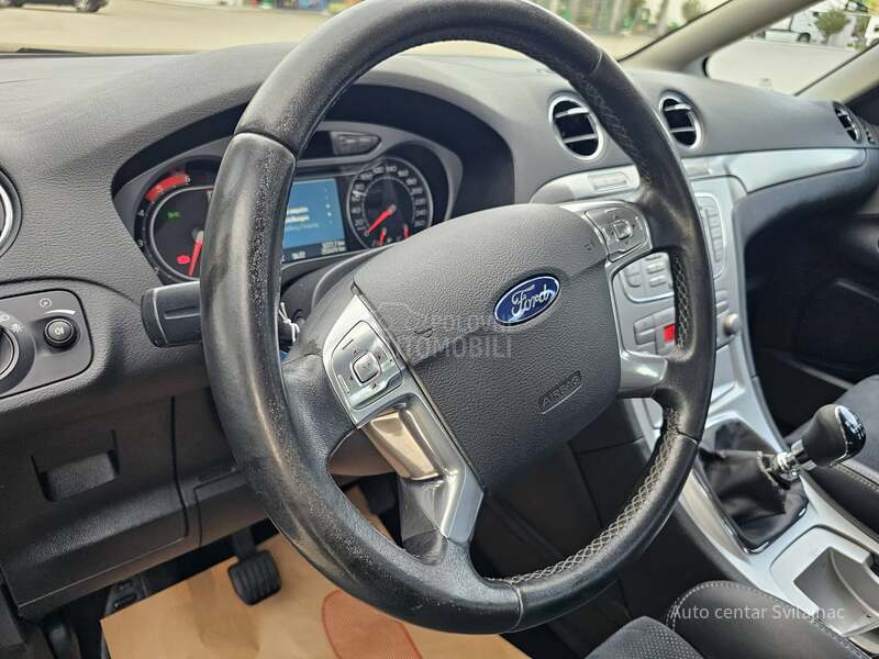 Ford S-Max 2.0TDCI TITANIUM