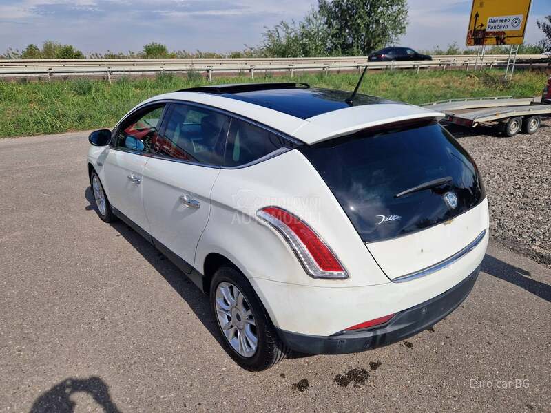 Lancia Delta A K C I J A