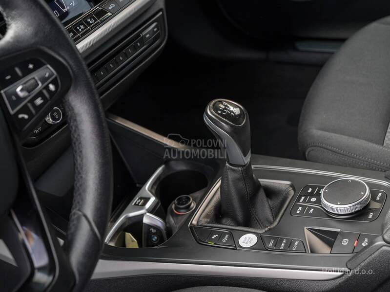 BMW 118 D NavLed