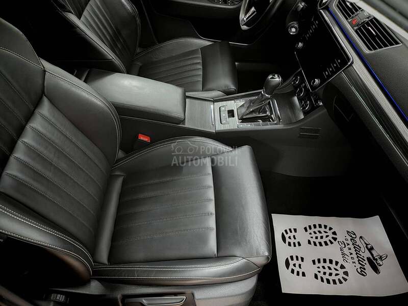 Škoda Superb kristal far