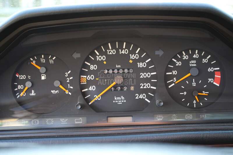 Mercedes Benz E 220 Coupe
